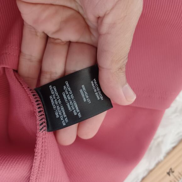 32 Degrees Cool Ladies Tank Top Ribbed Size L Pink Sleeveless Build in Bra - Picture 4 of 6